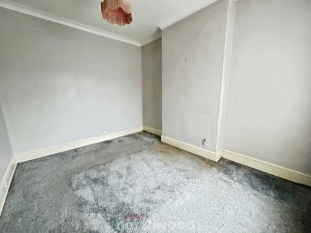 2 bedroom Terraced House for sale in King Edward Road, Thorne, Doncaster, DN8