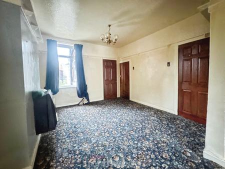 2 bedroom Terraced House for sale in King Edward Road, Thorne, Doncaster, DN8