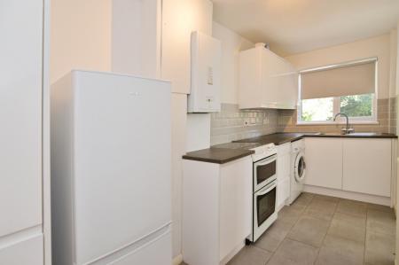 2 bedroom Terraced House for sale in Cornwall Close, Woosehill, Wokingham, RG41