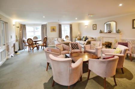 2 bedroom Flat for sale in Harding Place, Wokingham, RG40