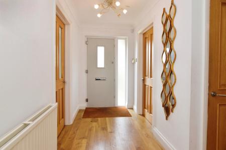 4 bedroom Detached house for sale in Rowan Drive, Crowthorne, RG45