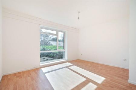 4 bedroom Detached house for sale in Shaftesbury Close, Bracknell, RG12