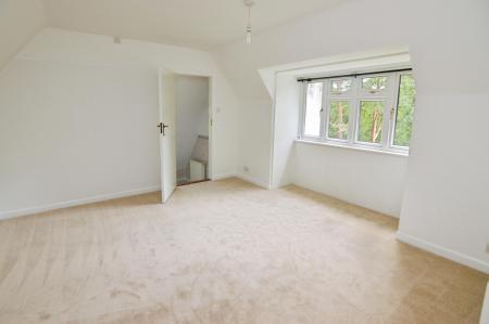 4 bedroom Detached house for sale in The Ridges, Wokingham, RG40