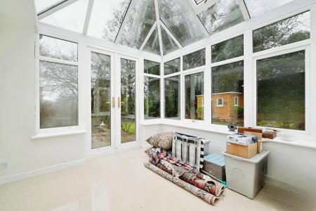 4 bedroom Detached house for sale in The Ridges, Wokingham, RG40