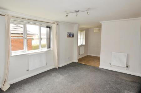 2 bedroom Maisonette for sale in Norton Road, Wokingham, RG40