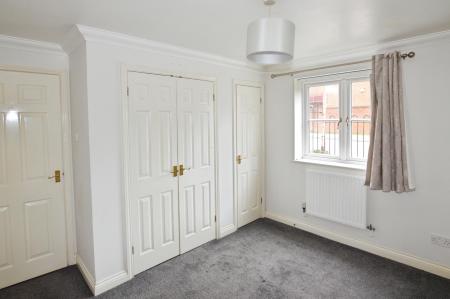 2 bedroom Maisonette for sale in Norton Road, Wokingham, RG40