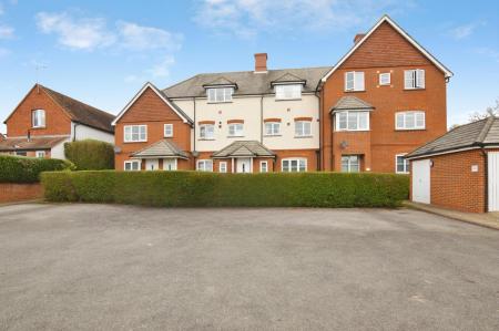 2 bedroom Maisonette for sale in Norton Road, Wokingham, RG40