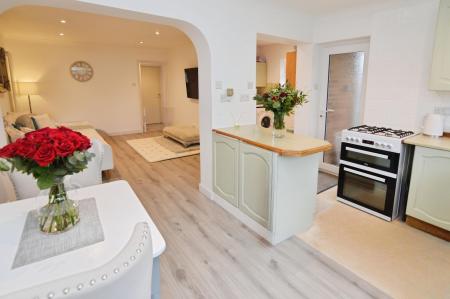 2 bedroom Bungalow for sale in Keble Way, Owlsmoor, Sandhurst, GU47