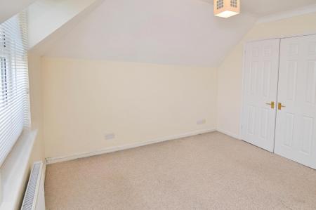 2 bedroom Apartment for sale in Heatherley Road, Camberley, GU15