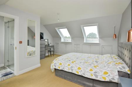 6 bedroom Detached house to let in Sorrel Close, Wokingham, RG40