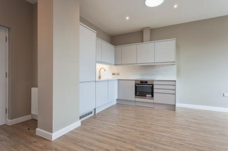 1 bedroom Flat to let in 42 Broad Street, Wokingham, RG40