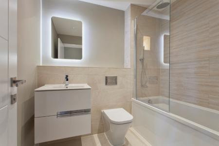 1 bedroom Flat to let in 42 Broad Street, Wokingham, RG40