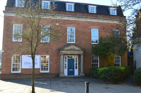 42 Broad Street, Wokingham, RG40