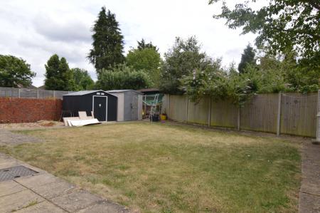 1 bedroom Flat to let in London Road, Earley, RG6