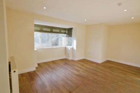 1 bedroom Flat to let in Ilbury Close, Shinfield, RG2