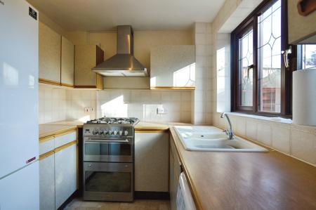 3 bedroom Terraced House for sale in Charterhouse Close, Bracknell, RG12