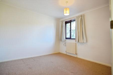3 bedroom Terraced House for sale in Charterhouse Close, Bracknell, RG12