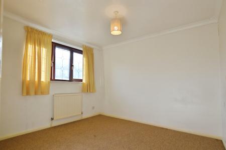3 bedroom Terraced House for sale in Charterhouse Close, Bracknell, RG12