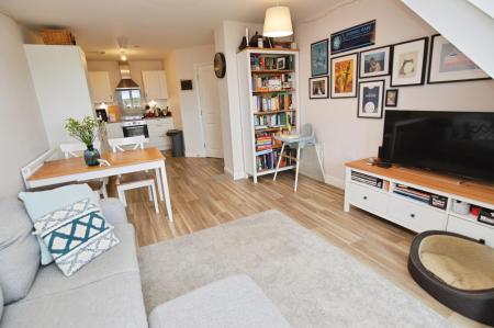 2 bedroom Flat for sale in Beechey Place, Wokingham, RG40