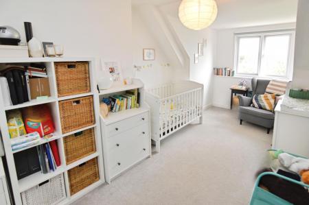 2 bedroom Flat for sale in Beechey Place, Wokingham, RG40