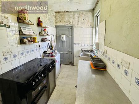 2 bedroom Mixed Use for sale in Rake Lane, Wallasey, Wirral, CH45