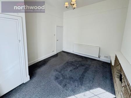 2 bedroom Flat for sale in Wallacre Road, Wallasey, Wirral, CH44