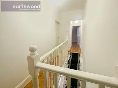 3 bedroom Semi-detached house to let in Normanston Road, Wirral, CH43