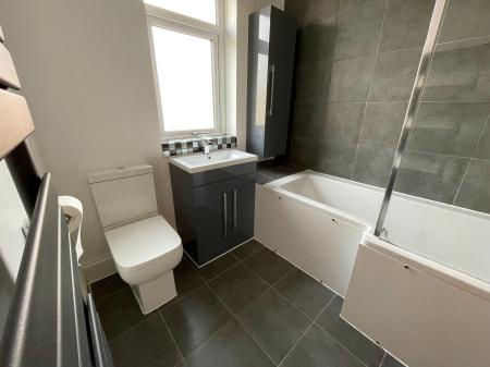 3 bedroom Semi-detached house to let in Bidston Avenue, Claughton, Wirral, CH41