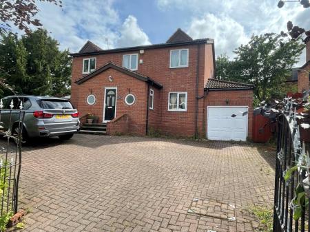 4 bedroom Detached house to let in Shrewsbury Road, Oxton, Wirral, CH43