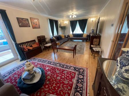 4 bedroom Detached house to let in Shrewsbury Road, Oxton, Wirral, CH43