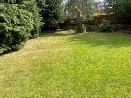 4 bedroom Detached house to let in Shrewsbury Road, Oxton, Wirral, CH43