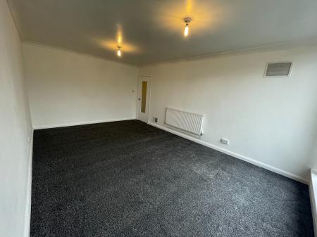 1 bedroom Flat to let in Mount Court, Heswall, Wirral, CH60