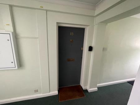 1 bedroom Flat to let in Mount Court, Heswall, Wirral, CH60