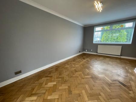 3 bedroom Semi-detached house to let in Parklands, Little Sutton, CH66