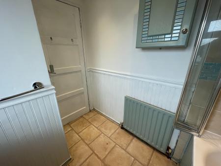3 bedroom Semi-detached house to let in Parklands, Little Sutton, CH66