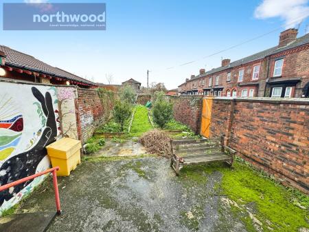 4 bedroom Detached house for sale in Parkfield Avenue, Birkenhead, CH41