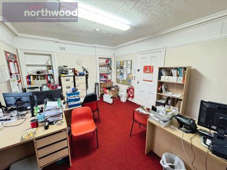 4 bedroom Detached house for sale in Parkfield Avenue, Birkenhead, CH41