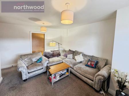 2 bedroom Flat for sale in Tapestry Gardens, Birkenhead, CH41