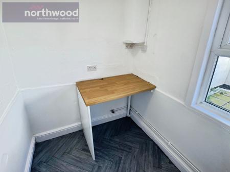 2 bedroom Flat for sale in Woodville Road, Birkenhead, Wirral, CH42