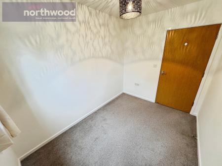2 bedroom Flat for sale in 15 Coronation Ave, Wallasey, Wirral, CH45