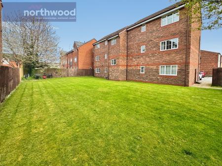 2 bedroom Flat for sale in 15 Coronation Ave, Wallasey, Wirral, CH45