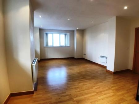 1 bedroom Flat to let in East Float Quay, Birkenhead, Wirral, CH41
