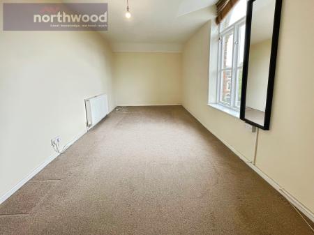 2 bedroom Flat to let in 3 Caroline Place, Birkenhead, CH43