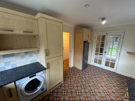 3 bedroom Semi-detached house to let in Cherry Tree Mews, Heswall, Wirral, CH60