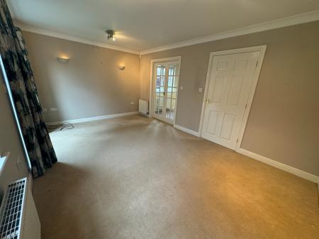 3 bedroom Semi-detached house to let in Cherry Tree Mews, Heswall, Wirral, CH60