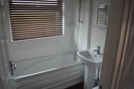 3 bedroom Semi-detached house to let in Rosefield Avenue, Bebington, Wirral, CH63