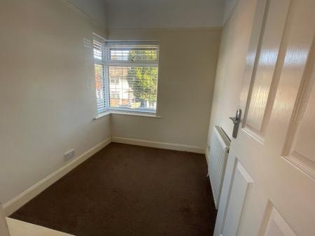 3 bedroom Semi-detached house to let in Rosefield Avenue, Bebington, Wirral, CH63