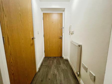 2 bedroom Flat to let in 1 Terminus Road, Bromborough, Wirral, CH62