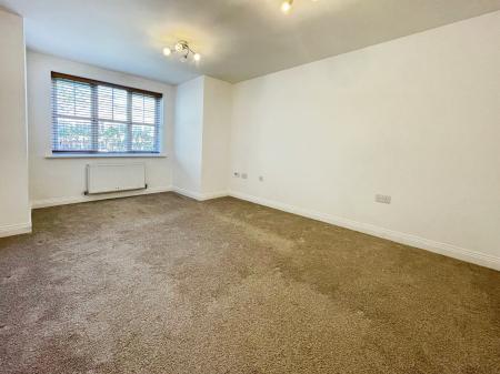 2 bedroom Flat to let in 1 Terminus Road, Bromborough, Wirral, CH62