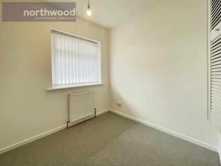 3 bedroom Semi-detached house to let in Pool Lane, Upton, Wirral, CH49